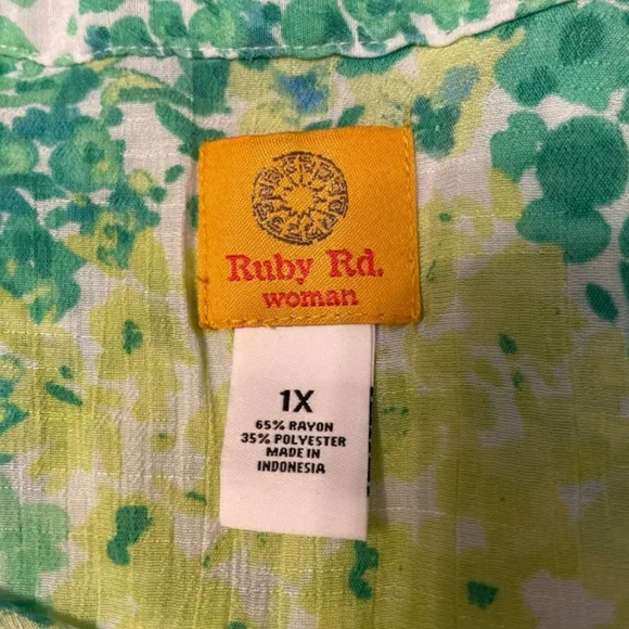 Ruby Rd. Top - Picture 3 of 3